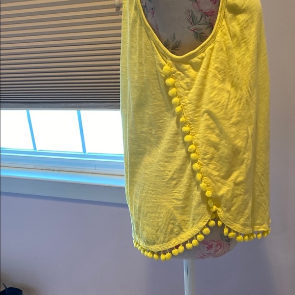 Lilly Pulitzer Yellow Embellished Sleeveless Tank Top - Picture 7 of 10